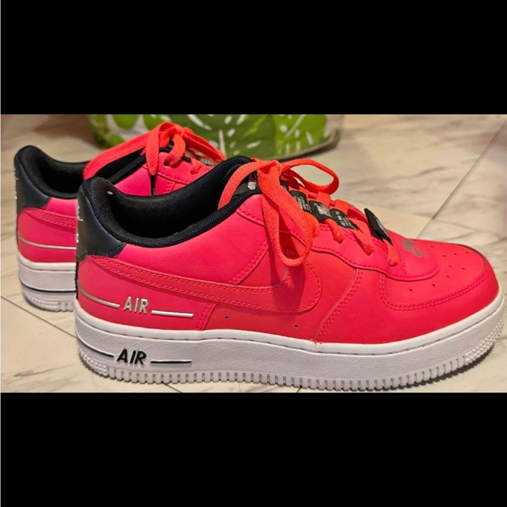 Nike Air Force 1 Sneakers - Bright Pink and Black
